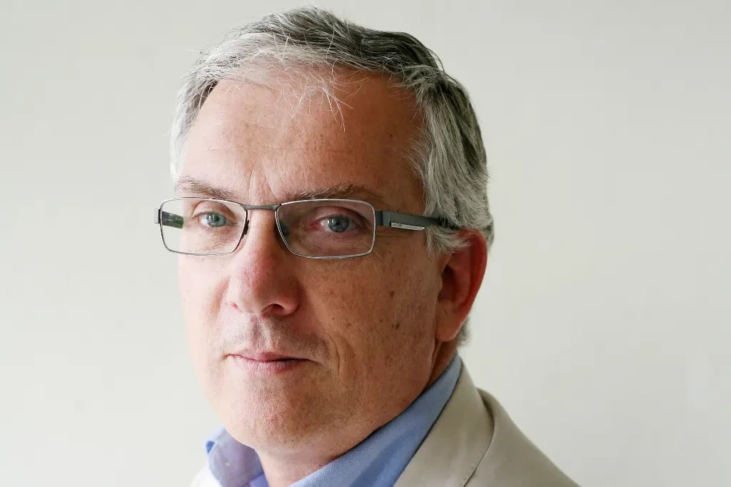 Platforming Controversial Regimes and Non-State Actors